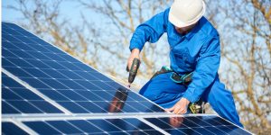 Installation Maintenance Panneaux Solaires Photovoltaïques à Illartein